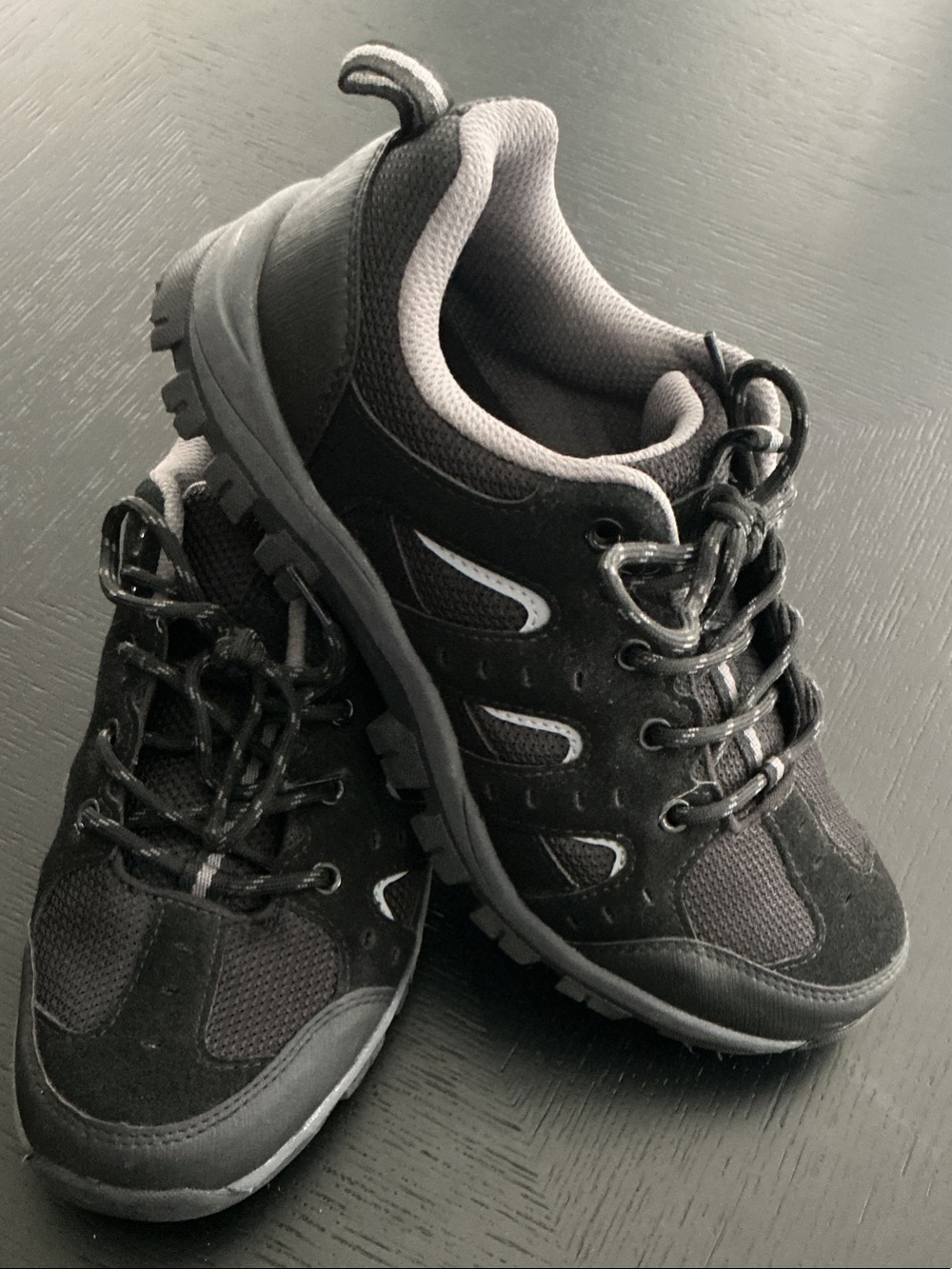 Women’s Black Athletic Sneakers - Comfortable Everyday Trainer